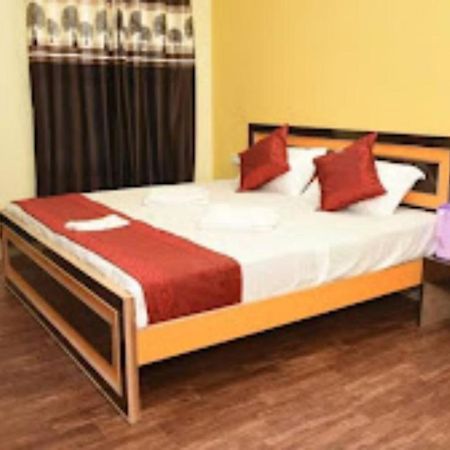 Goroomgo Varanasi Paradise Varanasi Eksteriør bilde