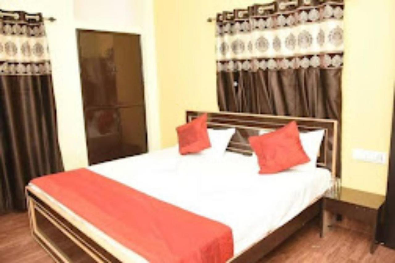 Goroomgo Varanasi Paradise Varanasi Eksteriør bilde