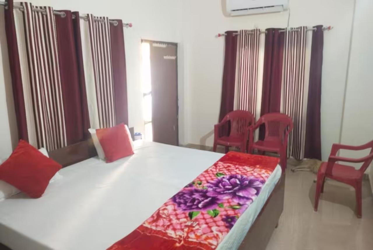 Goroomgo Varanasi Paradise Varanasi Eksteriør bilde