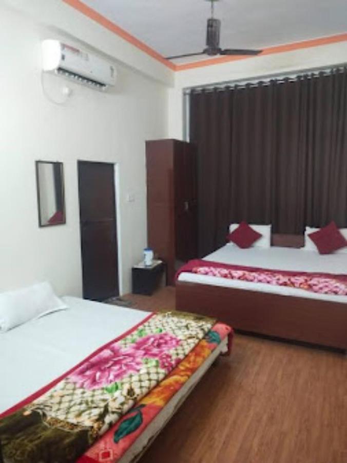 Goroomgo Varanasi Paradise Varanasi Eksteriør bilde